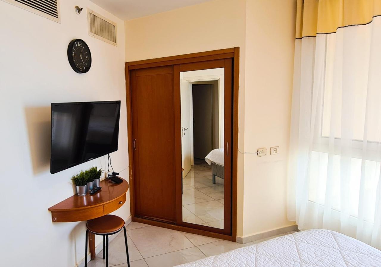 Go To Apartments In Leonardo Bat Yam Eksteriør bilde