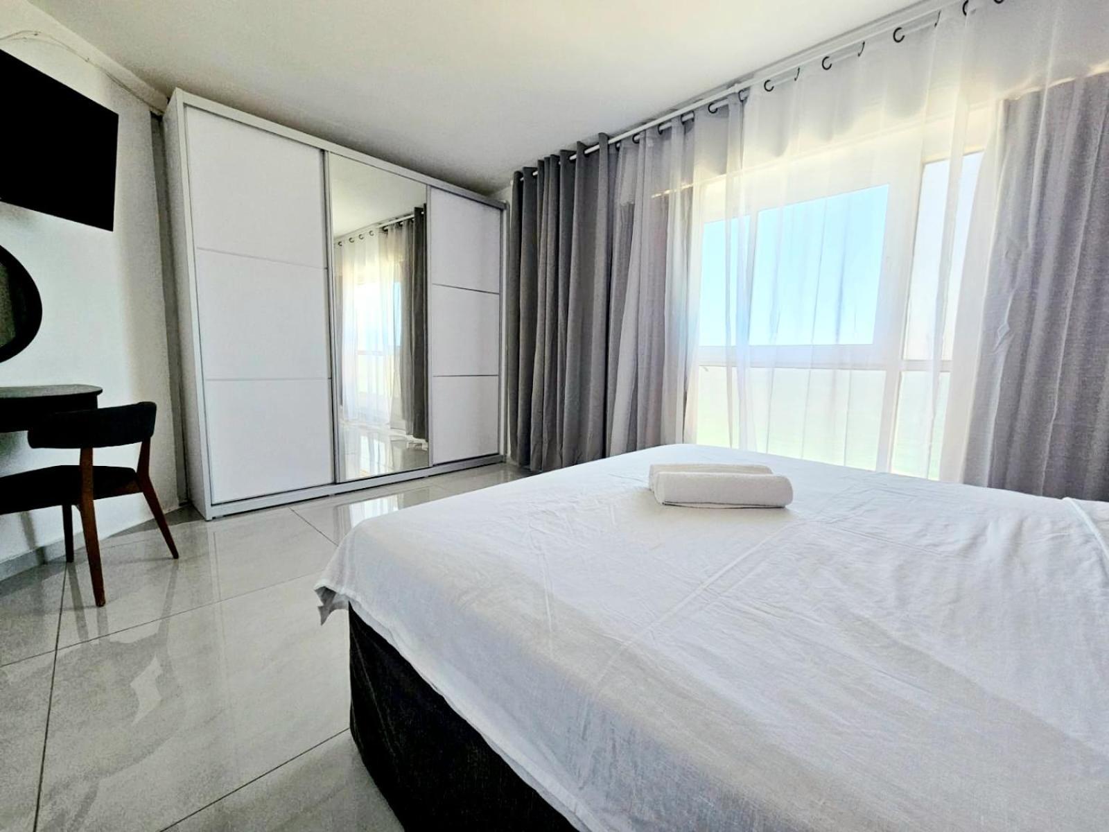 Go To Apartments In Leonardo Bat Yam Eksteriør bilde