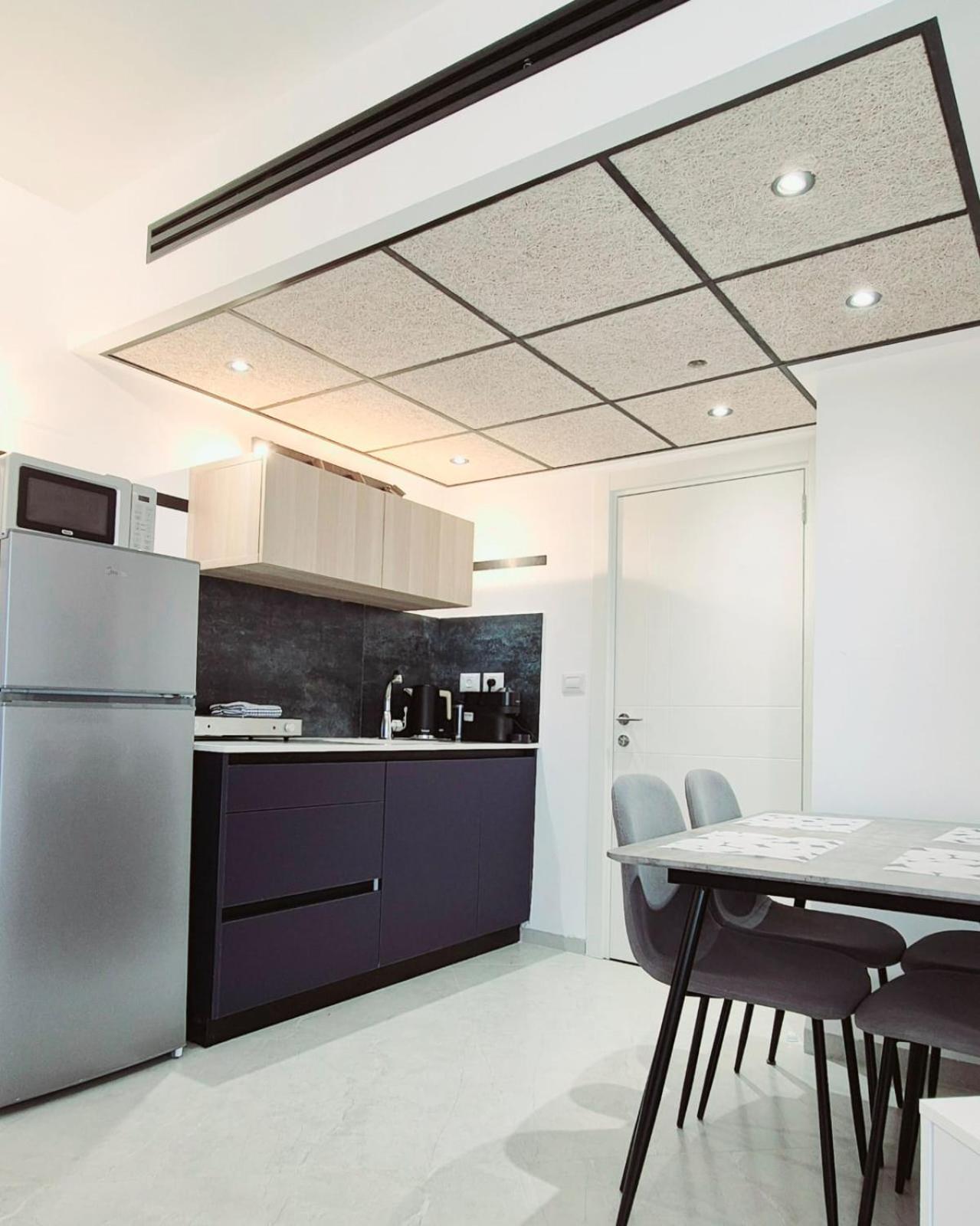 Go To Apartments In Leonardo Bat Yam Rom bilde